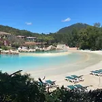 Vue Les Restanques Du Golfe De Saint Tropez شقة غريمو