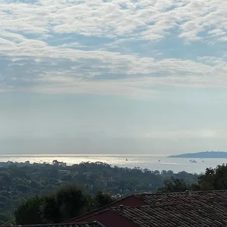 Vue Les Restanques Du Golfe De Saint Tropez דירה גרימו