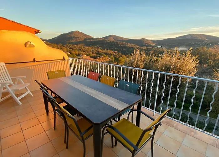 Vue Les Restanques Du Golfe De Saint Tropez Lejlighed Grimaud